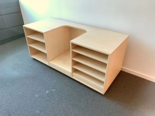 Technik-Lowboard-Steelcase-Ahorndekor-ICI (5)