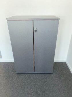 Komplett Büro von Steelcase, Schreibtisch 160x80 Ahorndekor, Rollcntainer, Highboard Anthrazi, Aktenschrank anthrazit.2