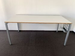 Schreibtisch VS Möbel 180x80 Platte  weiss mit Eichedekor Umleimerkante Gestell 4-Fuß silbergrau