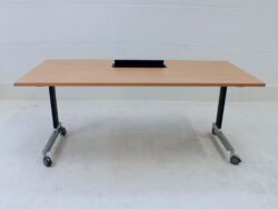 Praktischer Schreibtisch klappber Wiesner hager Buche hell 180x80
