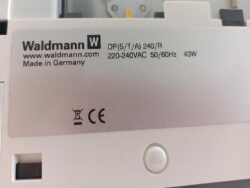 Stehleuchte Waldmann Lavigo Twin-U detailansicht