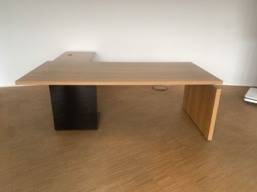 Chefbüro_Bene-P2-Management.1